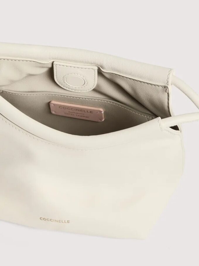 Bolso Coccinelle Finn pequeño Bolso Coccinelle Finn pequeño
