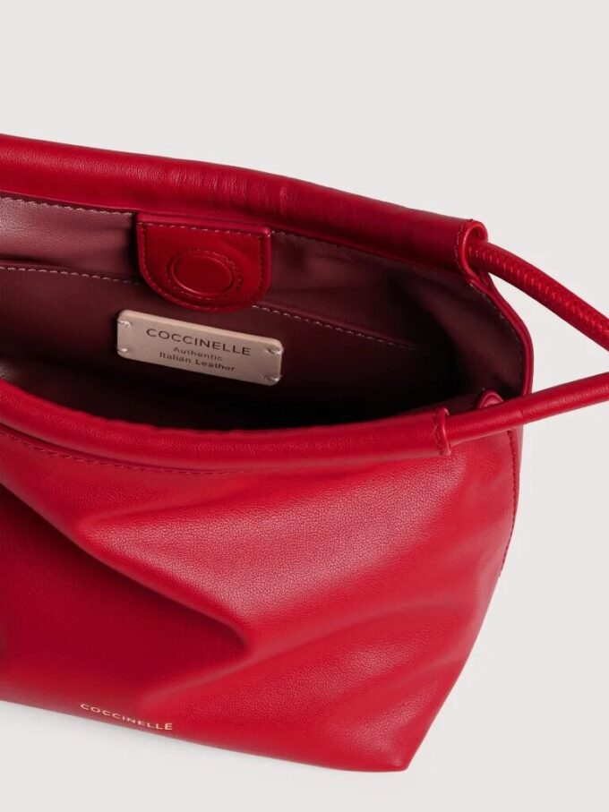 Bolso Coccinelle Finn pequeño Bolso Coccinelle Finn pequeño